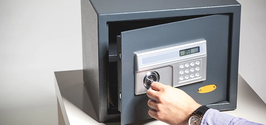 Jewelry Safe Unlocking Service in Hermosa Beach, California