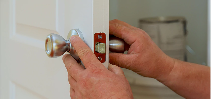 AAA Locksmiths For lock Replacement in Hermosa Beach, California